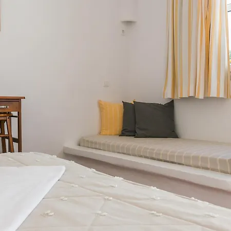 Giannoulis Hotel Adamantas (Milos)