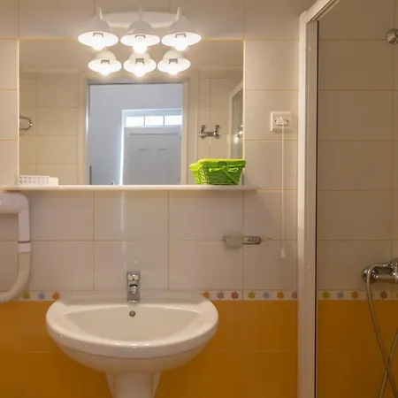 Giannoulis Adamantas (Milos)