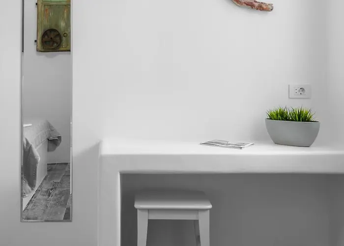 Giannoulis Adamantas (Milos)