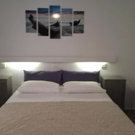 Giannoulis Apartments 2*