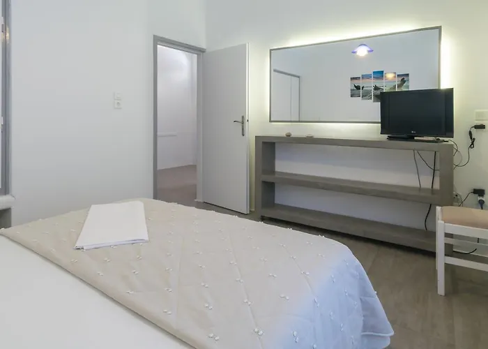 Giannoulis Adamantas (Milos)