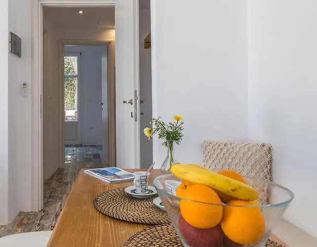 Giannoulis Hotel Adamantas (Milos)